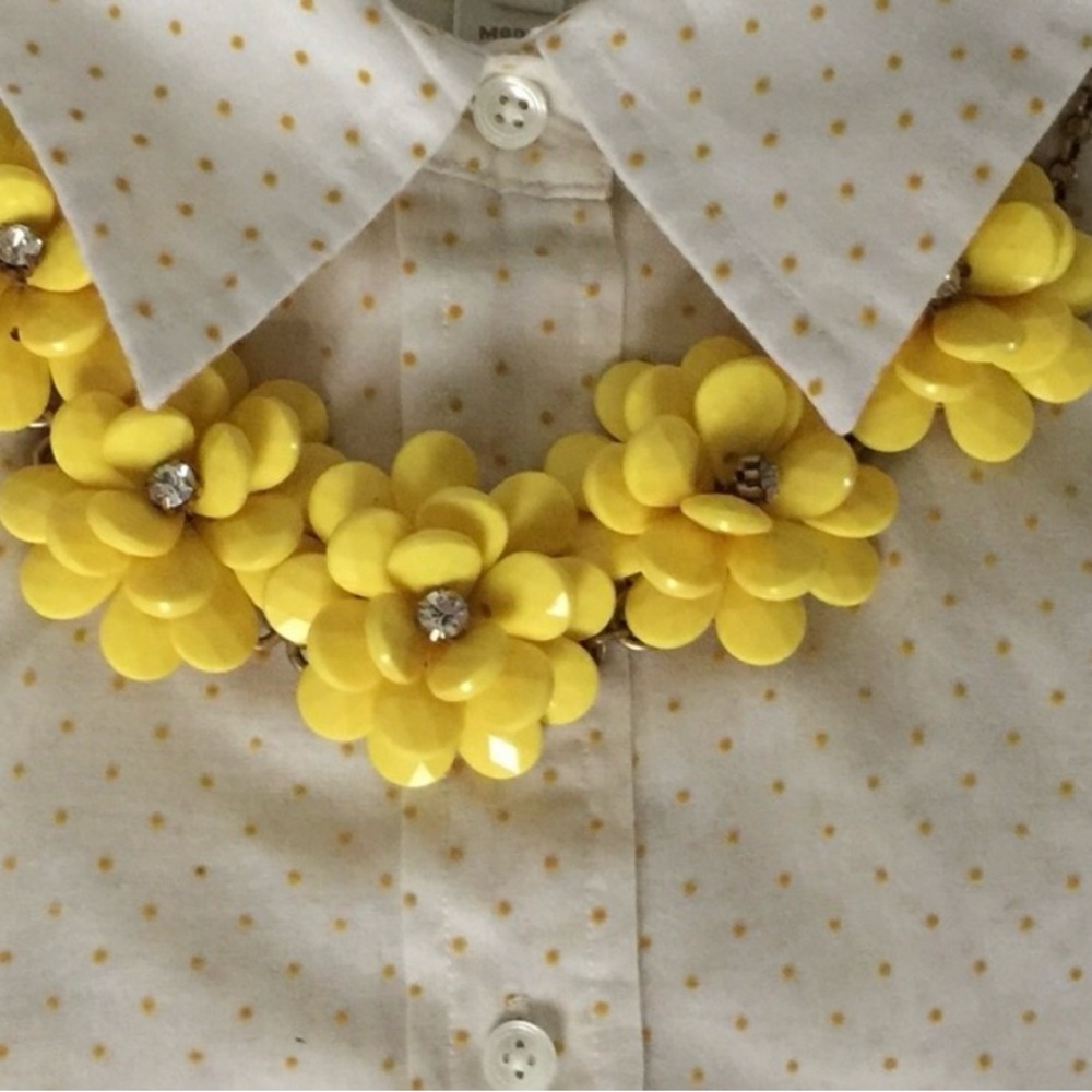JCREW 🌸flower necklace